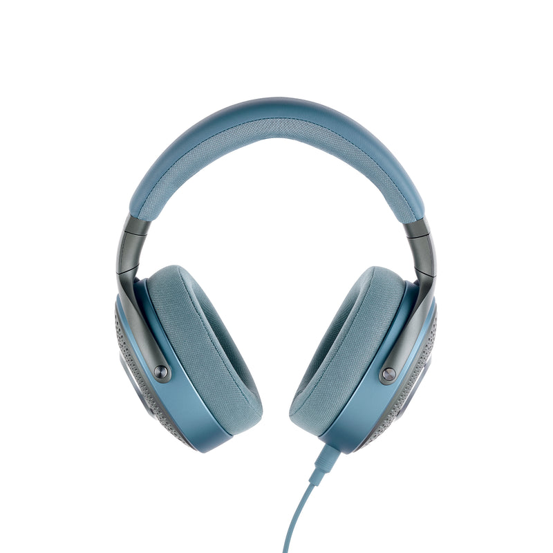 Focal Azurys Closed Back Headphone
