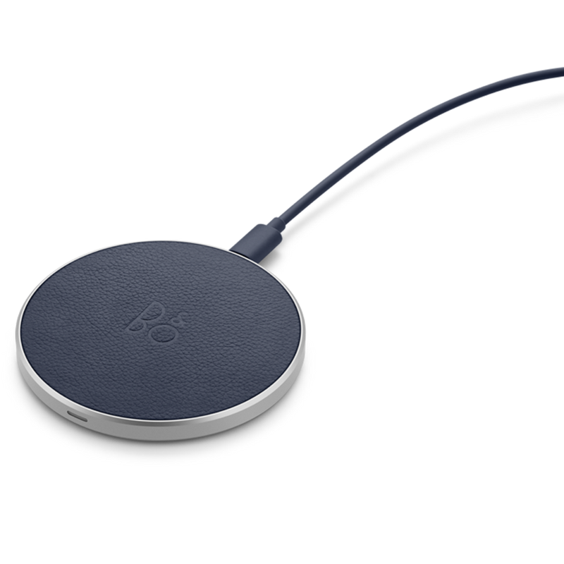 Bang & Olufsen BeoPlay Qi Kablosuz Şarj Pedi Lacivert Renk